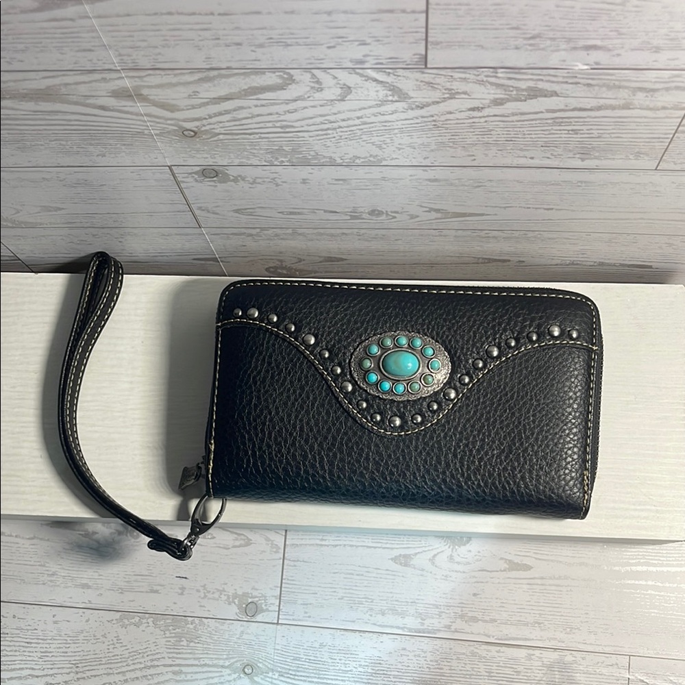Trinity Ranch Western Wristlet with Turquoise Accent